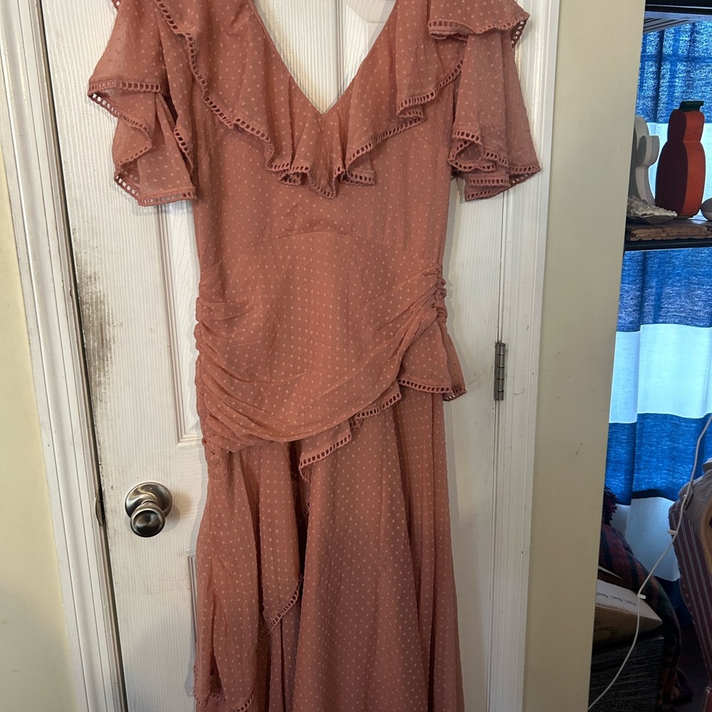 Elegant Pink Ruffled Women's Dress